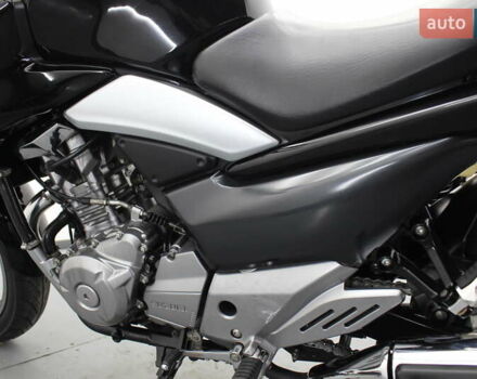 Черный Сузуки GSR 250, объемом двигателя 0.25 л и пробегом 35 тыс. км за 2600 $, фото 15 на Automoto.ua