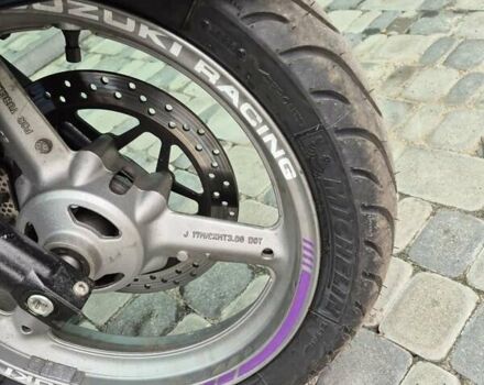 Черный Сузуки GSR 250, объемом двигателя 0.25 л и пробегом 18 тыс. км за 2900 $, фото 4 на Automoto.ua