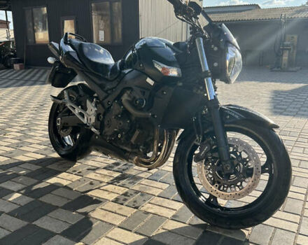 Черный Сузуки GSR 250, объемом двигателя 0.4 л и пробегом 26 тыс. км за 4600 $, фото 1 на Automoto.ua