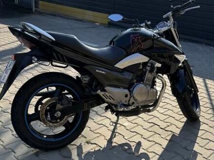 Чорний Сузукі GSR 250, об'ємом двигуна 0.25 л та пробігом 33 тис. км за 1500 $, фото 1 на Automoto.ua