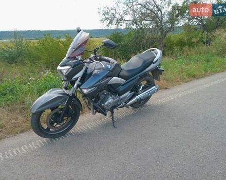 Сузуки GSR 250, объемом двигателя 0 л и пробегом 58 тыс. км за 2650 $, фото 7 на Automoto.ua