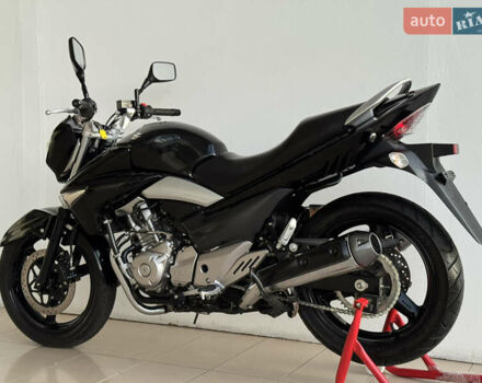 Сузуки GSR 250, объемом двигателя 0.25 л и пробегом 13 тыс. км за 2700 $, фото 8 на Automoto.ua