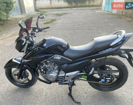 Сузуки GSR 250, объемом двигателя 0 л и пробегом 47 тыс. км за 2750 $, фото 1 на Automoto.ua