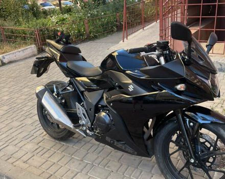 Сузуки GSR 250, объемом двигателя 0 л и пробегом 8 тыс. км за 4800 $, фото 1 на Automoto.ua