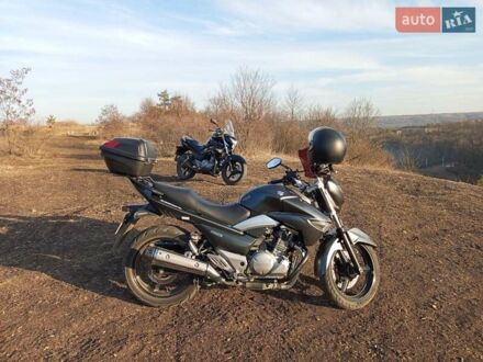 Сузукі GSR 250, об'ємом двигуна 0 л та пробігом 58 тис. км за 2650 $, фото 1 на Automoto.ua
