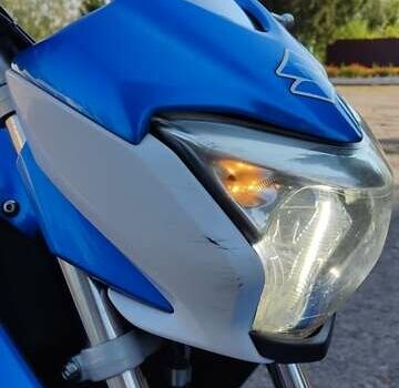 Синий Сузуки GSR 250, объемом двигателя 0.25 л и пробегом 35 тыс. км за 2600 $, фото 5 на Automoto.ua
