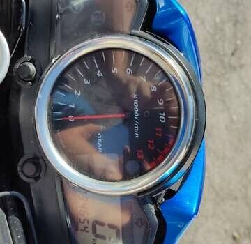 Синий Сузуки GSR 250, объемом двигателя 0.25 л и пробегом 35 тыс. км за 2600 $, фото 18 на Automoto.ua