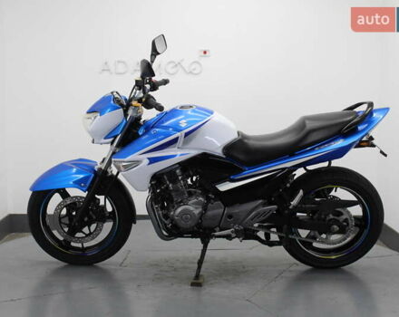 Синий Сузуки GSR 250, объемом двигателя 0.25 л и пробегом 38 тыс. км за 2300 $, фото 1 на Automoto.ua