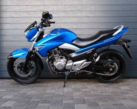 Синий Сузуки GSR 250, объемом двигателя 0.25 л и пробегом 27 тыс. км за 2800 $, фото 5 на Automoto.ua