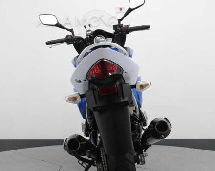 Синий Сузуки GSR 250, объемом двигателя 0.25 л и пробегом 9 тыс. км за 3300 $, фото 7 на Automoto.ua