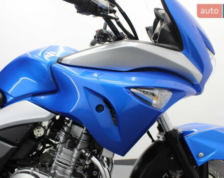 Синий Сузуки GSR 250, объемом двигателя 0.25 л и пробегом 11 тыс. км за 2900 $, фото 12 на Automoto.ua