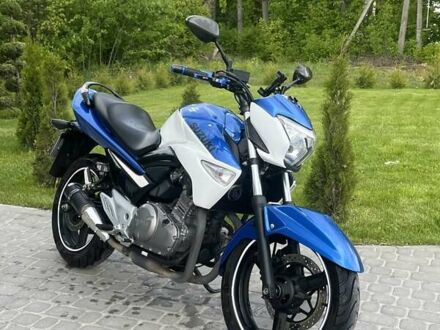 Сузукі GSR 250 2016 у Вінниці на Automoto.ua Синій Сузукі GSR 250, об'ємом двигуна 0.25 л та пробігом 39 тис. км за 2700 $, фото 1 на Automoto.ua