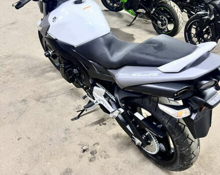 Сузуки GSR 400 2014 в Житомире на Automoto.ua Белый Сузуки GSR 400, объемом двигателя 0.4 л и пробегом 12 тыс. км за 4500 $, фото 6 на Automoto.ua