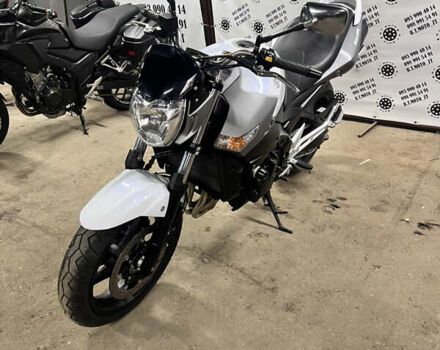 Сузуки GSR 400 2014 в Житомире на Automoto.ua Белый Сузуки GSR 400, объемом двигателя 0.4 л и пробегом 12 тыс. км за 4500 $, фото 9 на Automoto.ua