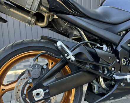 Черный Сузуки GSR 400, объемом двигателя 0.4 л и пробегом 37 тыс. км за 4500 $, фото 10 на Automoto.ua