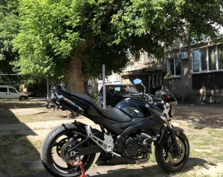 Черный Сузуки GSR 400, объемом двигателя 0.4 л и пробегом 43 тыс. км за 4600 $, фото 3 на Automoto.ua