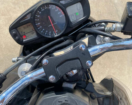 Черный Сузуки GSR 400, объемом двигателя 0.4 л и пробегом 31 тыс. км за 4150 $, фото 4 на Automoto.ua