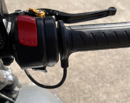Сузуки GSR 400, объемом двигателя 0.4 л и пробегом 26 тыс. км за 4300 $, фото 7 на Automoto.ua