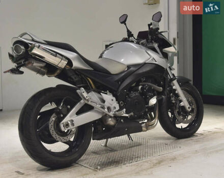 Сузуки GSR 400, объемом двигателя 0.4 л и пробегом 38 тыс. км за 4000 $, фото 4 на Automoto.ua