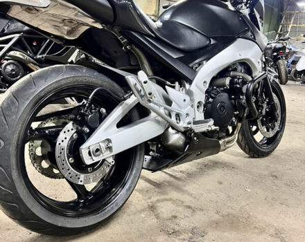 Сузуки GSR 400, объемом двигателя 0.4 л и пробегом 29 тыс. км за 4000 $, фото 3 на Automoto.ua