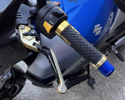 Сузукі GSR 400, об'ємом двигуна 0.4 л та пробігом 0 тис. км за 4400 $, фото 9 на Automoto.ua