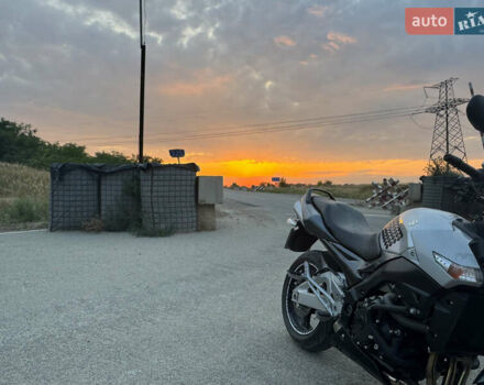 Сузуки GSR 400, объемом двигателя 0.4 л и пробегом 31 тыс. км за 4500 $, фото 1 на Automoto.ua