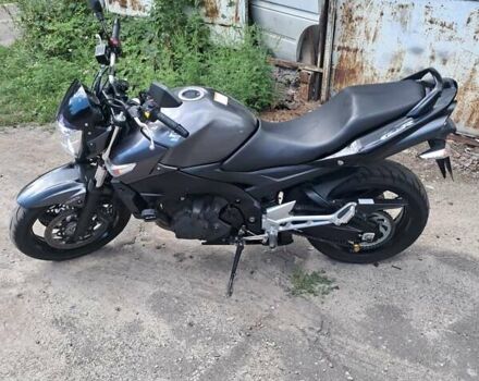 Серый Сузуки GSR 400, объемом двигателя 0 л и пробегом 16 тыс. км за 4800 $, фото 2 на Automoto.ua