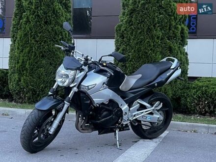 Сузукі GSR 400 2010 у Дніпро (Дніпропетровську) на Automoto.ua Сірий Сузукі GSR 400, об'ємом двигуна 0.4 л та пробігом 34 тис. км за 4200 $, фото 1 на Automoto.ua