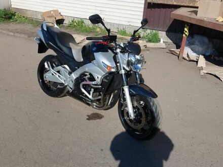Сузукі GSR 400 2009 у Краматорске на Automoto.ua Синій Сузукі GSR 400, об'ємом двигуна 0.35 л та пробігом 13 тис. км за 5000 $, фото 1 на Automoto.ua