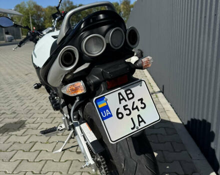 Белый Сузуки GSR 600, объемом двигателя 0.6 л и пробегом 38 тыс. км за 5300 $, фото 3 на Automoto.ua