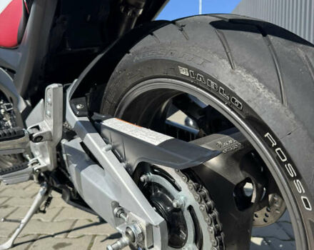 Белый Сузуки GSR 600, объемом двигателя 0.6 л и пробегом 38 тыс. км за 5300 $, фото 7 на Automoto.ua