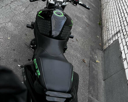 Белый Сузуки GSR 600, объемом двигателя 0.6 л и пробегом 41 тыс. км за 5100 $, фото 4 на Automoto.ua