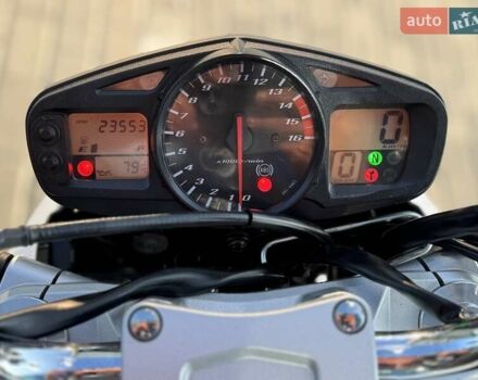 Белый Сузуки GSR 600, объемом двигателя 0.6 л и пробегом 23 тыс. км за 5699 $, фото 22 на Automoto.ua