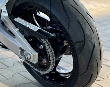 Белый Сузуки GSR 600, объемом двигателя 0.6 л и пробегом 23 тыс. км за 5699 $, фото 19 на Automoto.ua