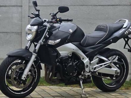 Чорний Сузукі GSR 600, об'ємом двигуна 0.6 л та пробігом 26 тис. км за 5100 $, фото 1 на Automoto.ua