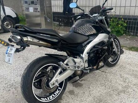 Черный Сузуки GSR 600, объемом двигателя 0.6 л и пробегом 43 тыс. км за 5100 $, фото 1 на Automoto.ua