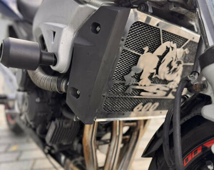 Сузуки GSR 600, объемом двигателя 0.6 л и пробегом 32 тыс. км за 4350 $, фото 1 на Automoto.ua