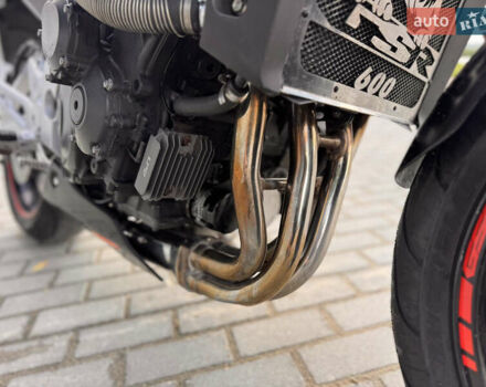 Сузуки GSR 600, объемом двигателя 0.6 л и пробегом 32 тыс. км за 4350 $, фото 16 на Automoto.ua