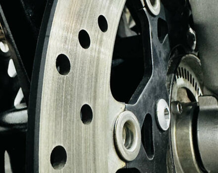 Сузуки GSR 600, объемом двигателя 0.6 л и пробегом 28 тыс. км за 4750 $, фото 10 на Automoto.ua