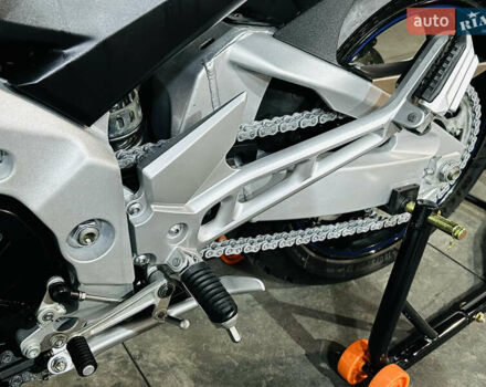 Сузуки GSR 600, объемом двигателя 0.6 л и пробегом 28 тыс. км за 4750 $, фото 7 на Automoto.ua