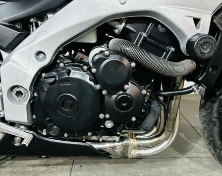 Сузуки GSR 600, объемом двигателя 0.6 л и пробегом 0 тыс. км за 4750 $, фото 17 на Automoto.ua