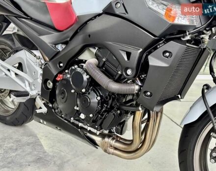Сузуки GSR 600, объемом двигателя 0.6 л и пробегом 14 тыс. км за 5499 $, фото 6 на Automoto.ua
