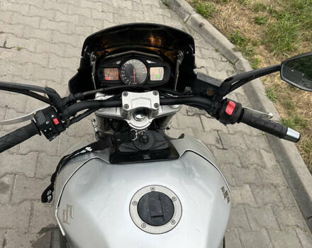 Сузуки GSR 600, объемом двигателя 0 л и пробегом 33 тыс. км за 4800 $, фото 7 на Automoto.ua