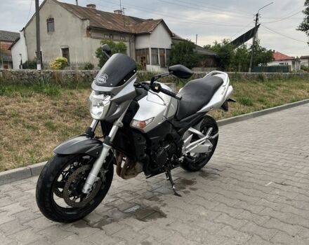 Сузукі GSR 600, об'ємом двигуна 0.6 л та пробігом 0 тис. км за 4800 $, фото 2 на Automoto.ua