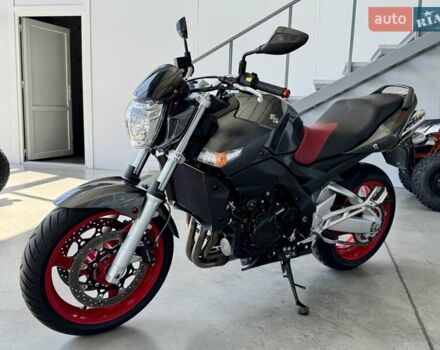 Сузуки GSR 600, объемом двигателя 0.6 л и пробегом 19 тыс. км за 5999 $, фото 4 на Automoto.ua