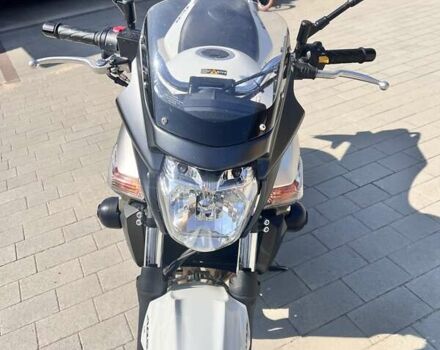 Сузуки GSR 600, объемом двигателя 0.65 л и пробегом 14 тыс. км за 6100 $, фото 4 на Automoto.ua