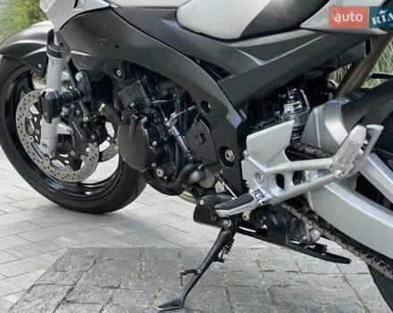 Сузуки GSR 600, объемом двигателя 0.6 л и пробегом 23 тыс. км за 5500 $, фото 25 на Automoto.ua