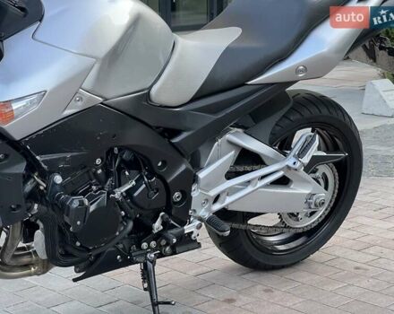 Сузуки GSR 600, объемом двигателя 0.6 л и пробегом 23 тыс. км за 5500 $, фото 10 на Automoto.ua