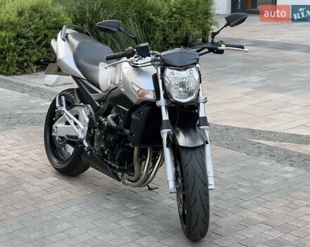 Сузуки GSR 600, объемом двигателя 0.6 л и пробегом 23 тыс. км за 5500 $, фото 7 на Automoto.ua