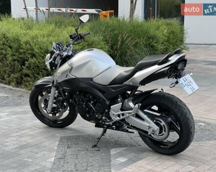 Сузуки GSR 600, объемом двигателя 0.6 л и пробегом 23 тыс. км за 5500 $, фото 18 на Automoto.ua